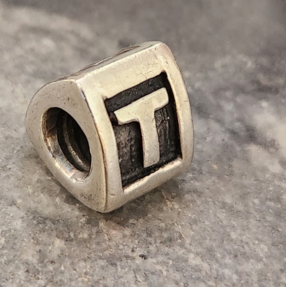 Auth. PANDORA Retired Sterling Silver Alphabet Bead - Letter T - 790323T - Picture 2 of 4
